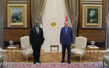 Sudan Egemenlik Konseyi Başkanı Orgeneral El-Burhan Cumhurbaşkanlığı Külliyesinde