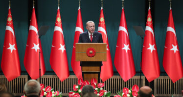 “Ülkemizi; yatırım, üretim, ihracat, istihdam temelleri üzerinde büyütmeyi sürdüreceğiz”